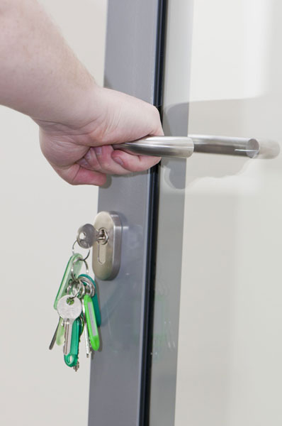 commercial key installation by keke lockout